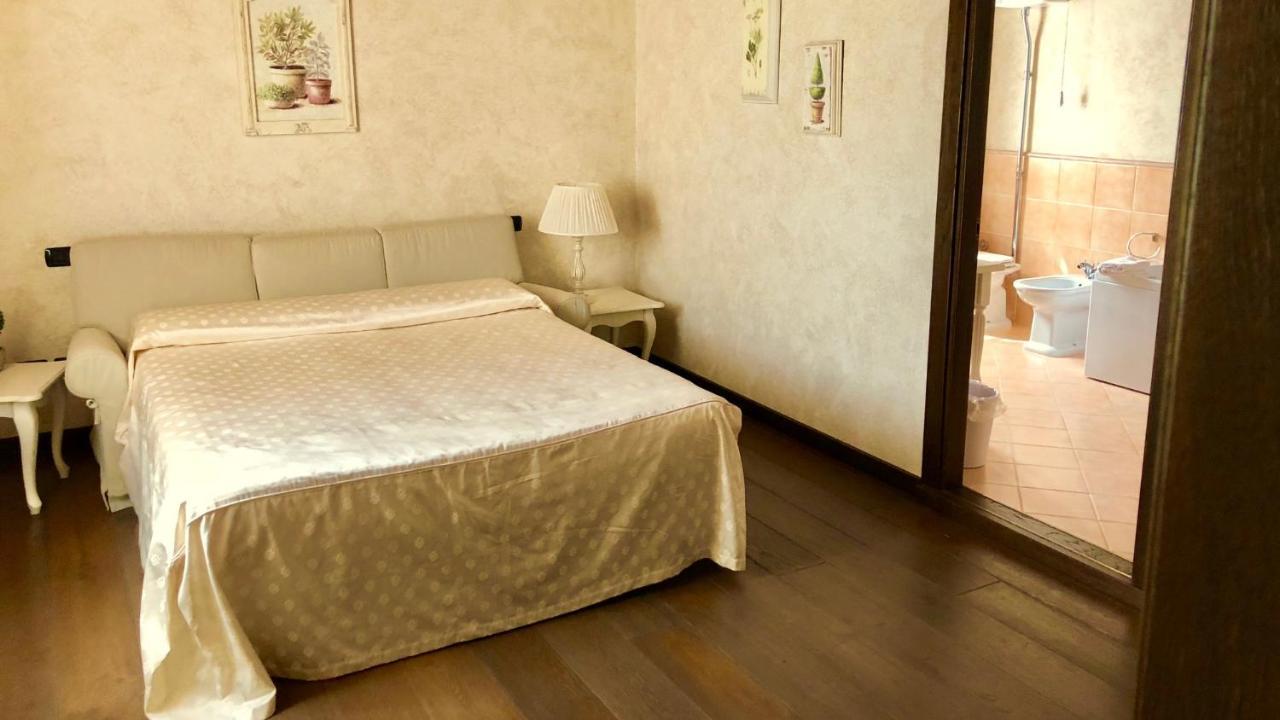 Relais Mondotella Pozzolengo Kültér fotó