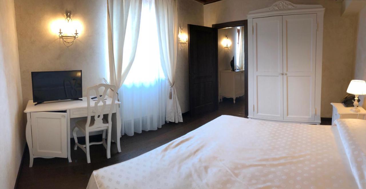 Relais Mondotella Pozzolengo Kültér fotó