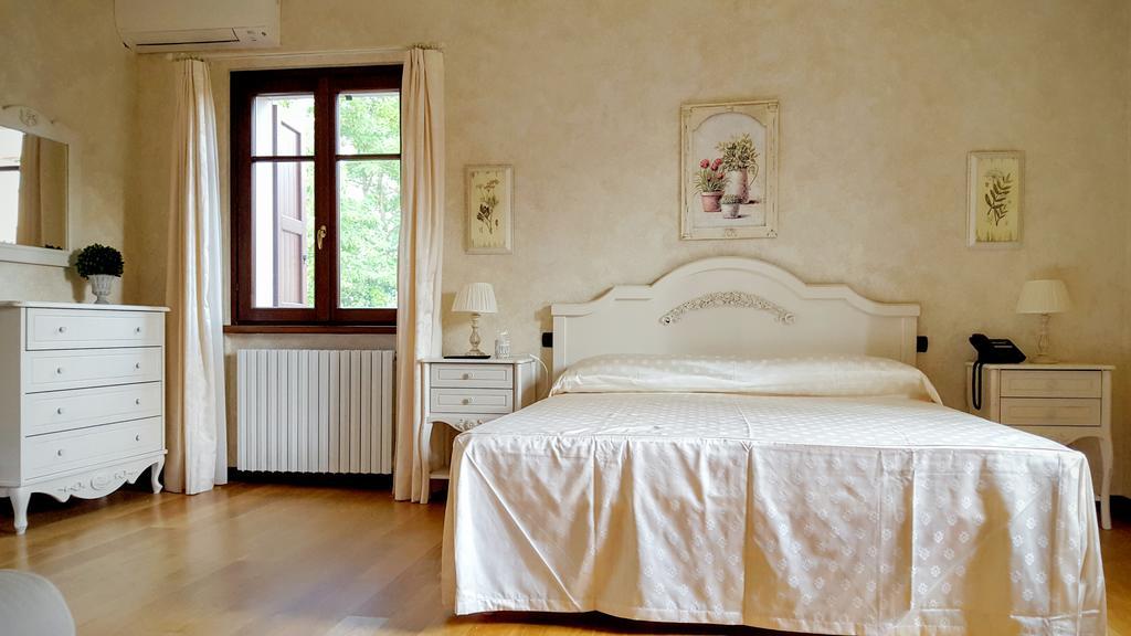 Relais Mondotella Pozzolengo Kültér fotó